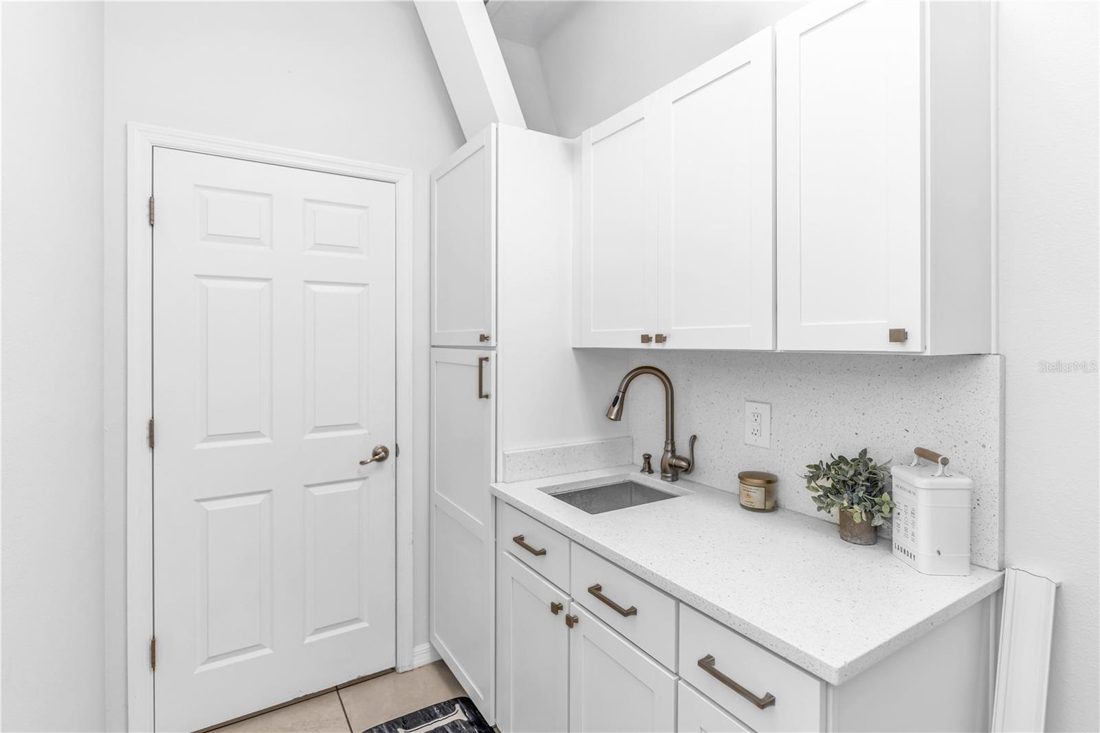 Image 11 of 38 For 3301 Bethpage Loop