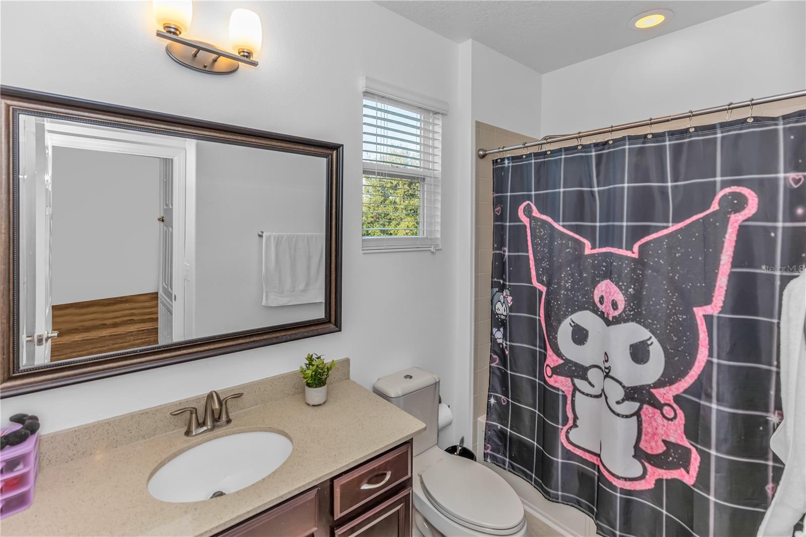 Image 21 of 38 For 3301 Bethpage Loop