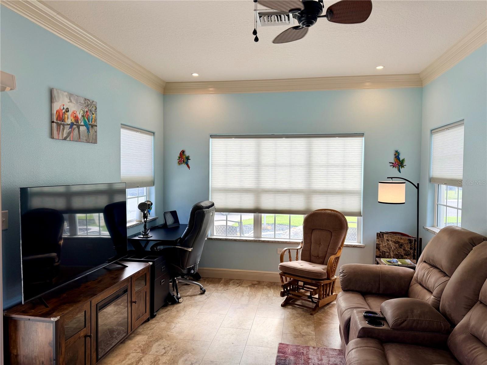 Image 16 of 39 For 9357 49th Terrace