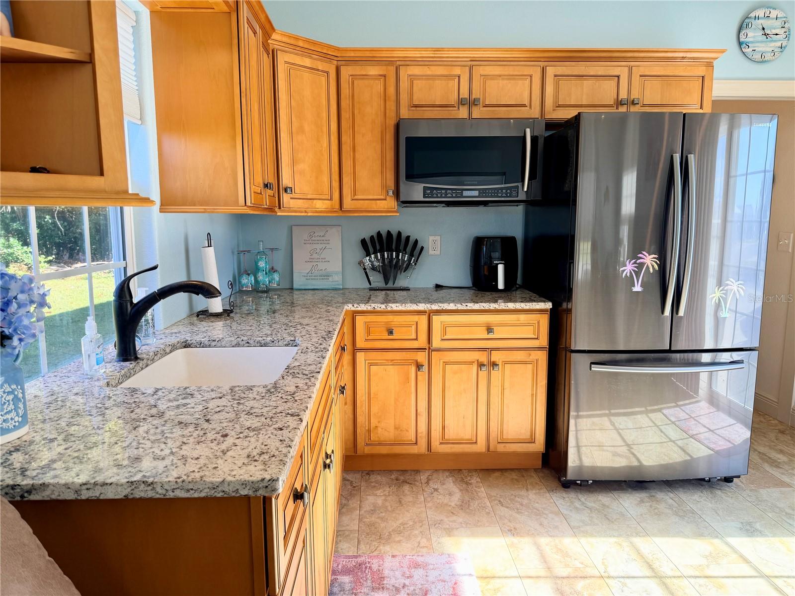 Image 17 of 39 For 9357 49th Terrace