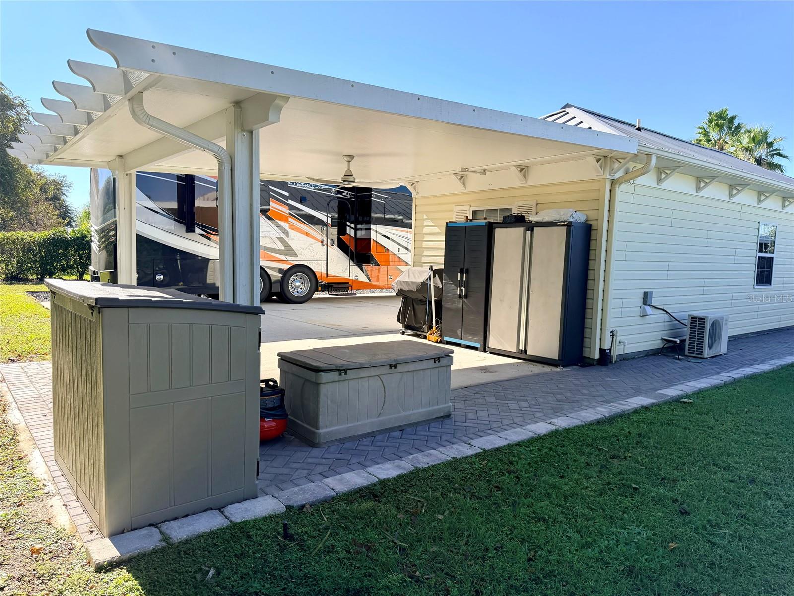 Image 9 of 39 For 9357 49th Terrace