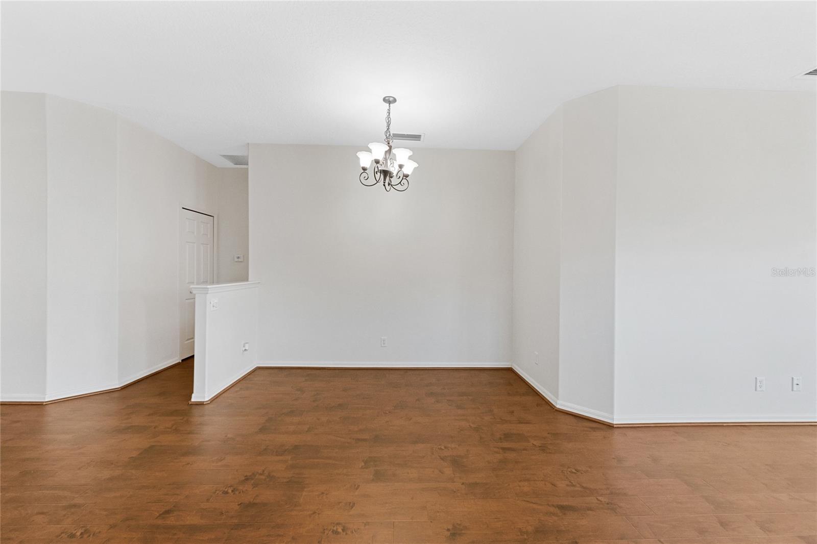 Image 17 of 64 For 5676 Gulf Stream Street