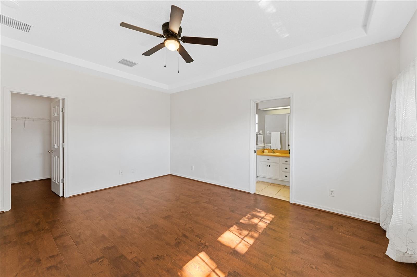 Image 20 of 64 For 5676 Gulf Stream Street