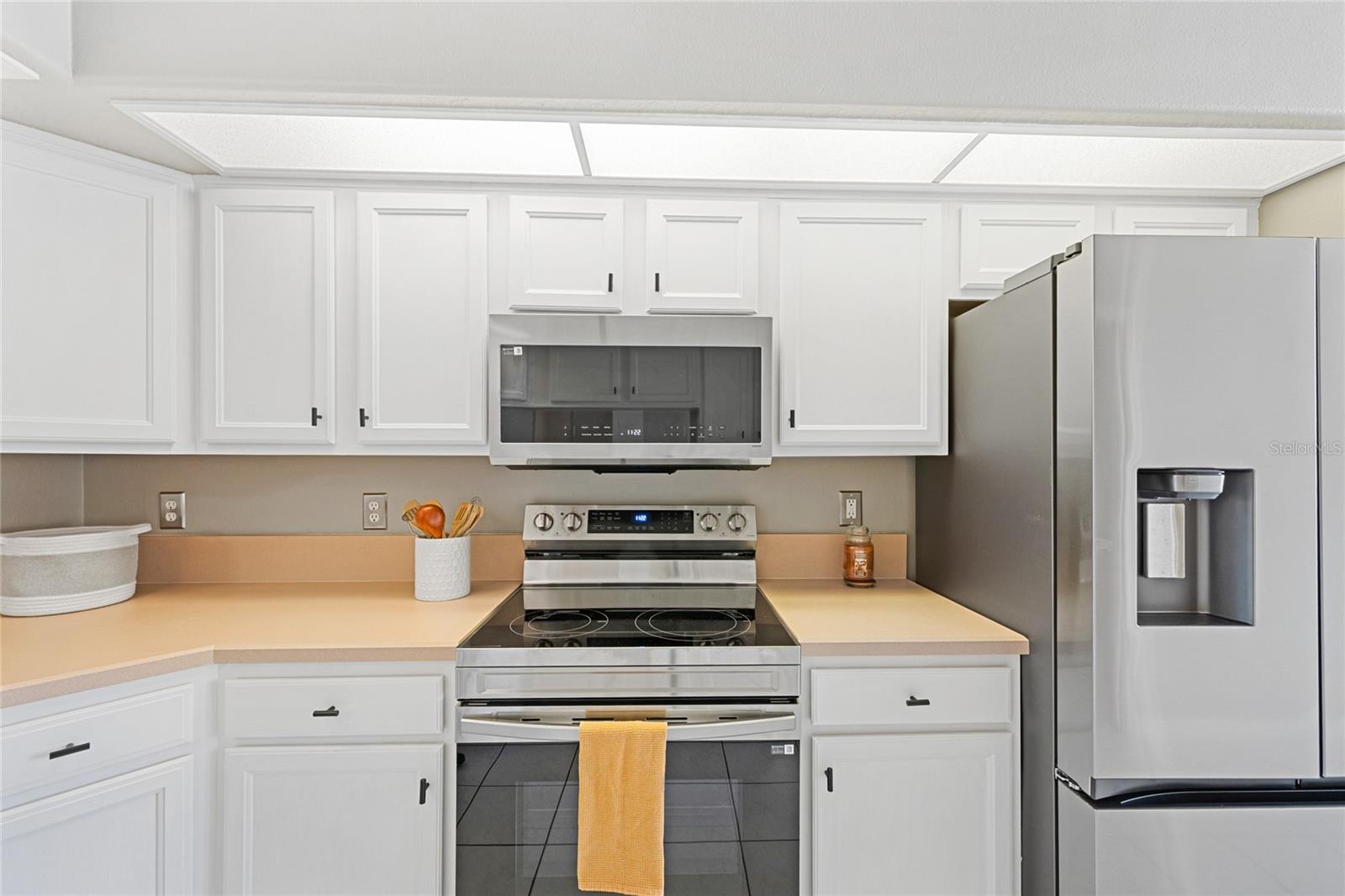 Image 34 of 64 For 5676 Gulf Stream Street