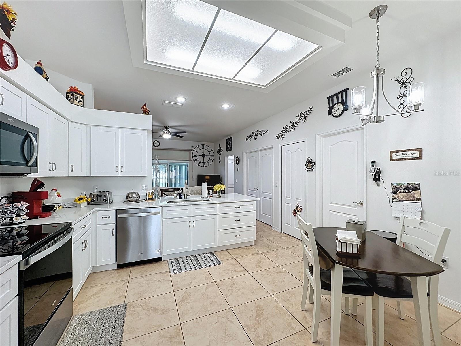 Image 17 of 76 For 3707 Fairfield Drive