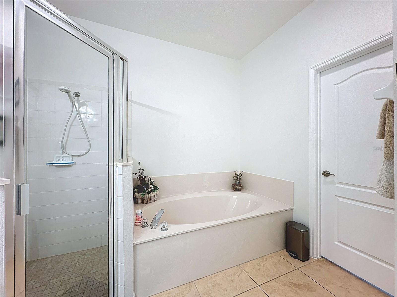 Image 29 of 76 For 3707 Fairfield Drive