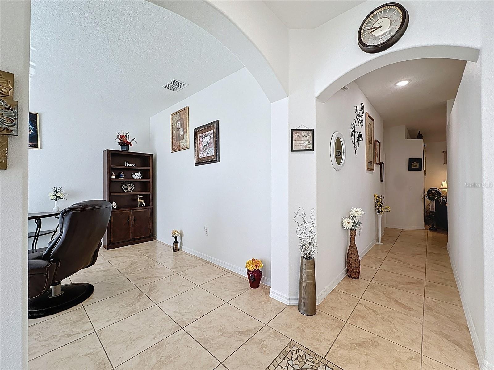 Image 9 of 76 For 3707 Fairfield Drive