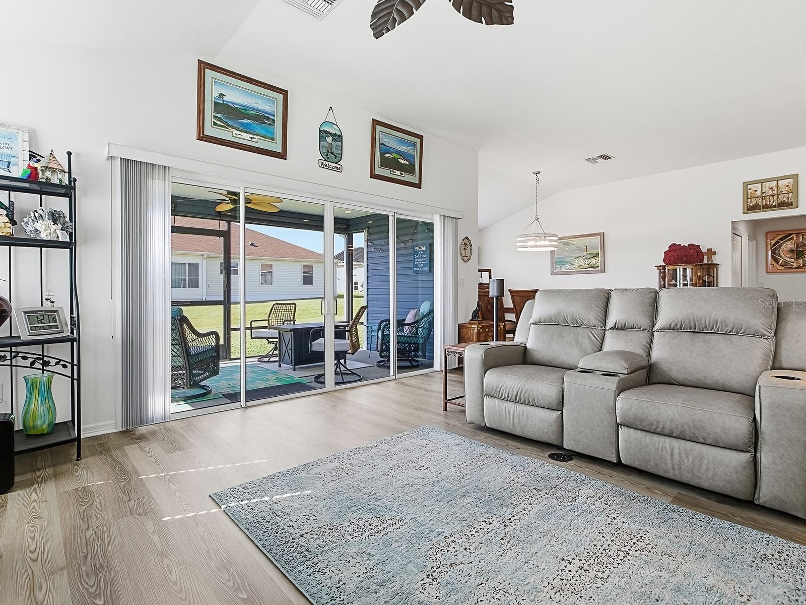 Image 11 of 41 For 11200 Midora Terrace