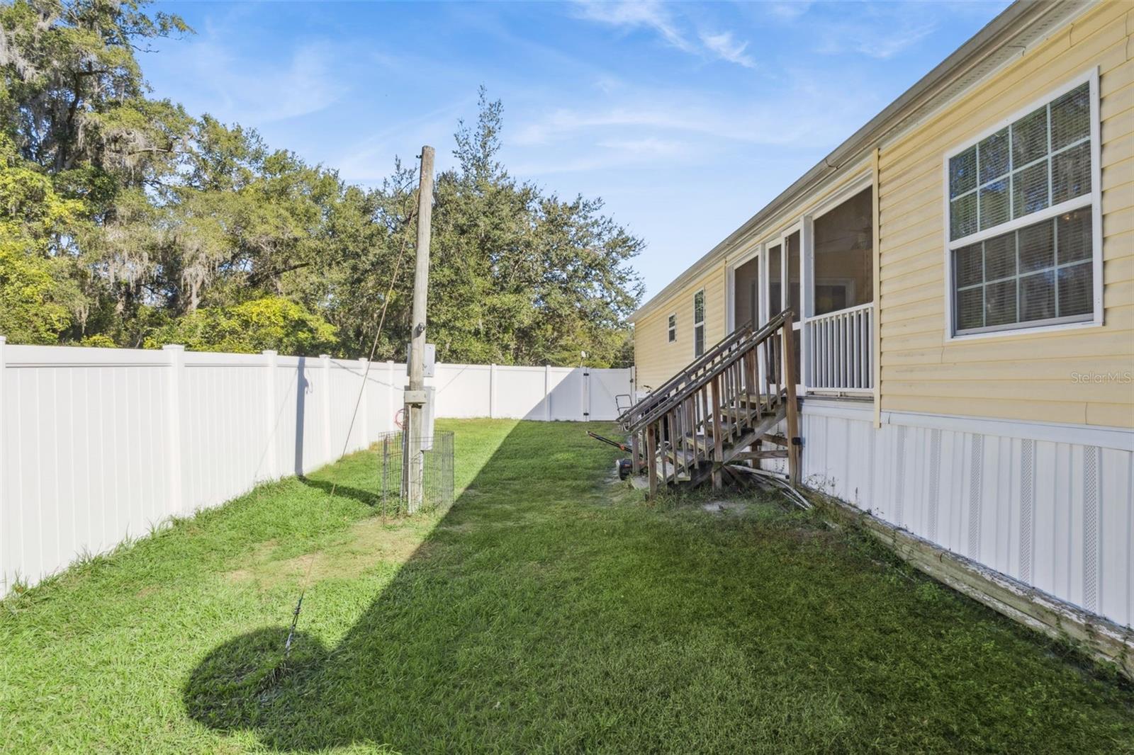 Image 29 of 41 For 103 Spencer Loop