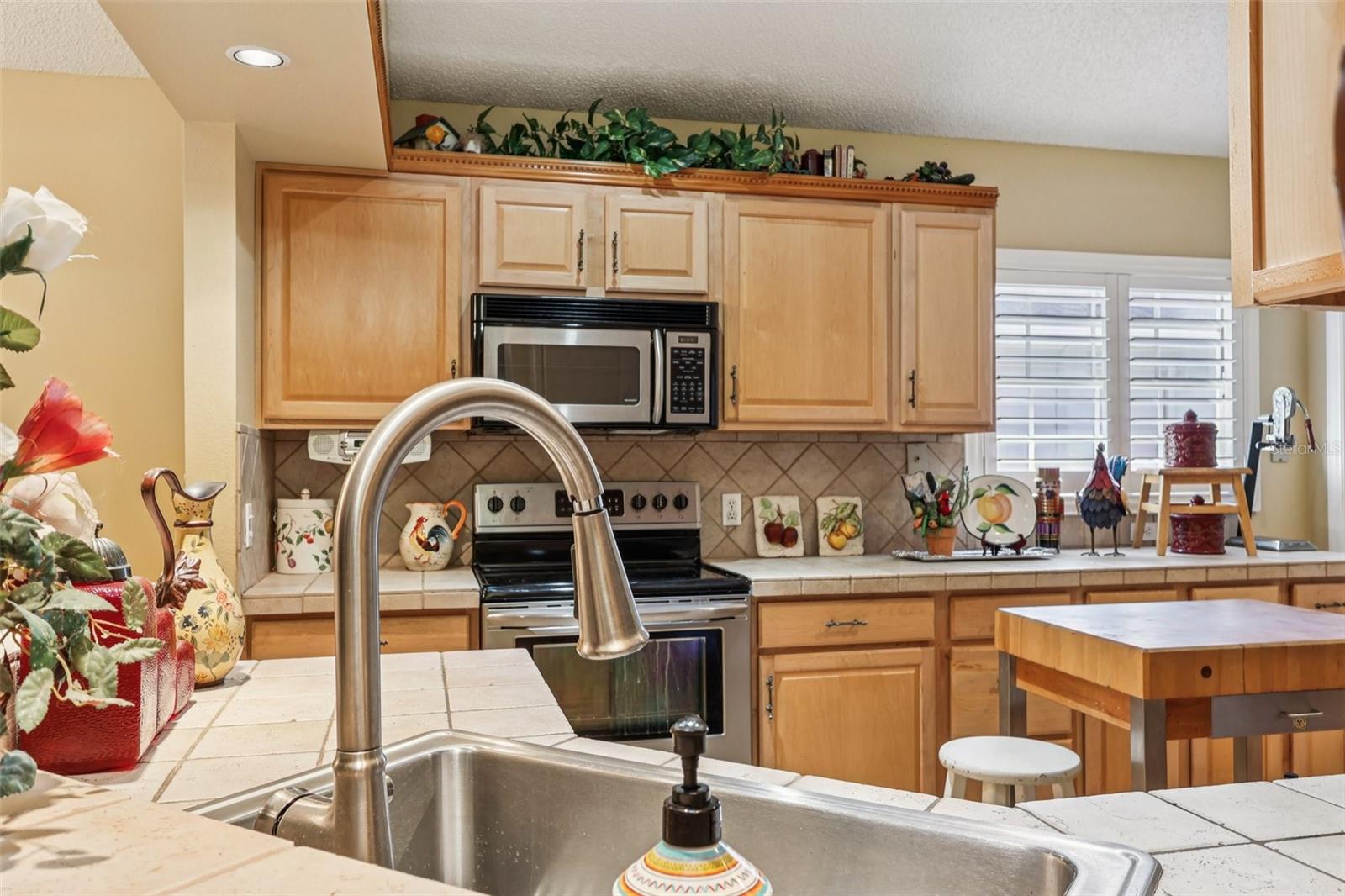 Image 15 of 37 For 999 Piedmont Oaks Drive