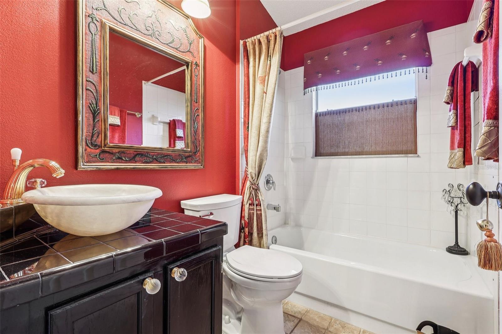 Image 22 of 37 For 999 Piedmont Oaks Drive