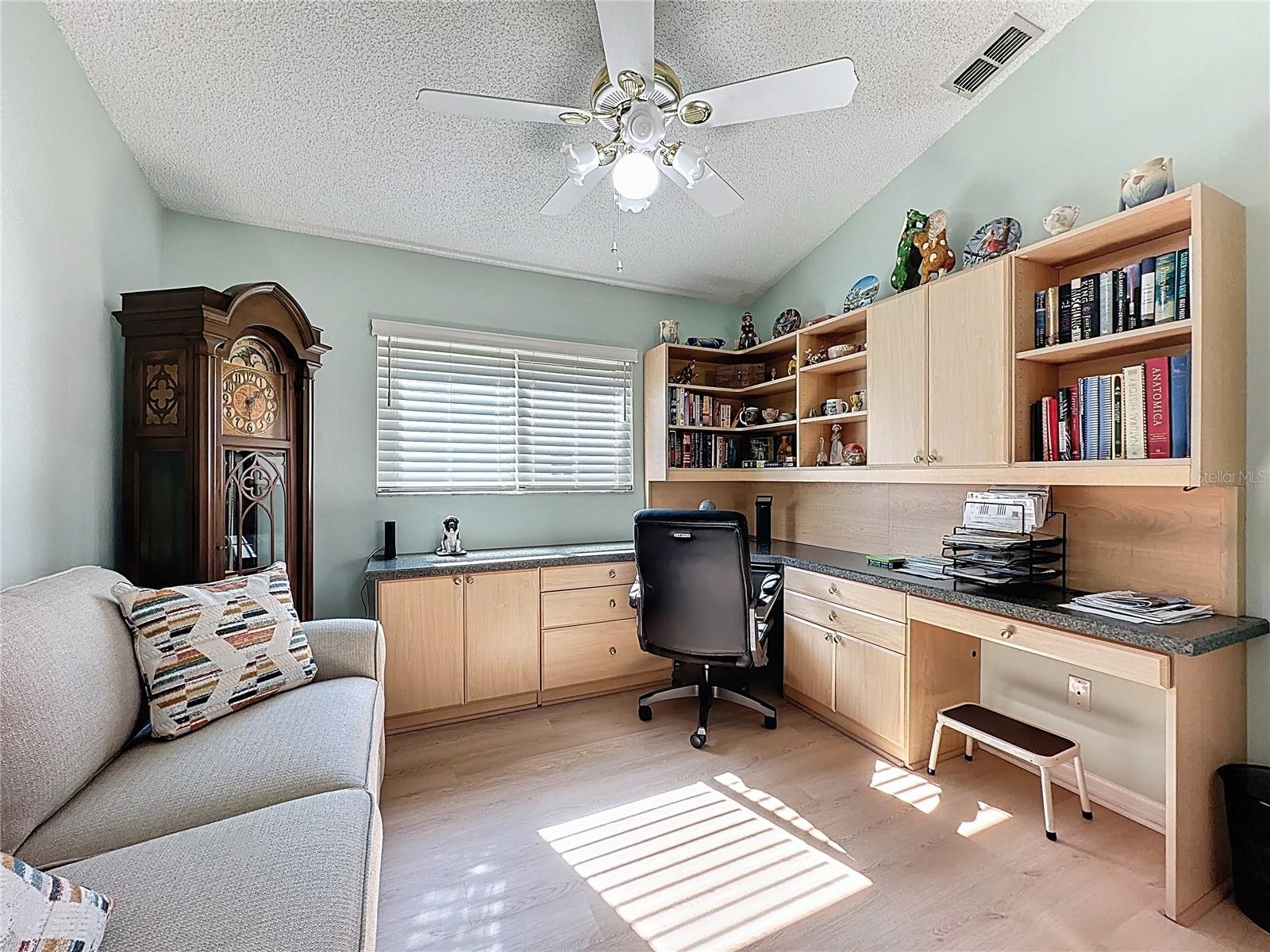 Image 13 of 78 For 3906 Doune Way