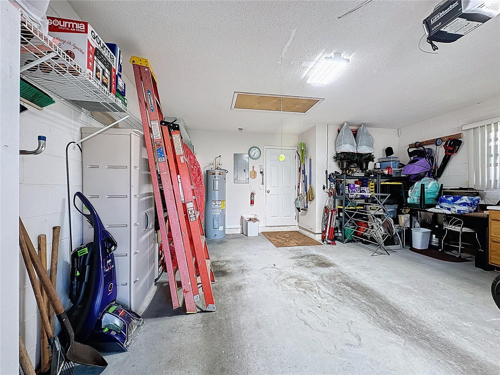 Image 39 of 78 For 3906 Doune Way