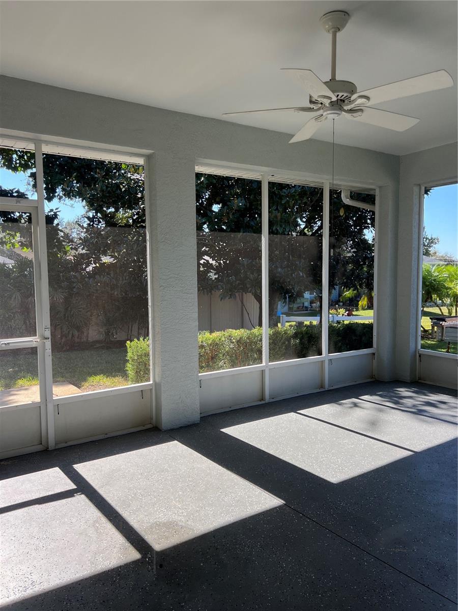 Image 51 of 51 For 415 Royal Street