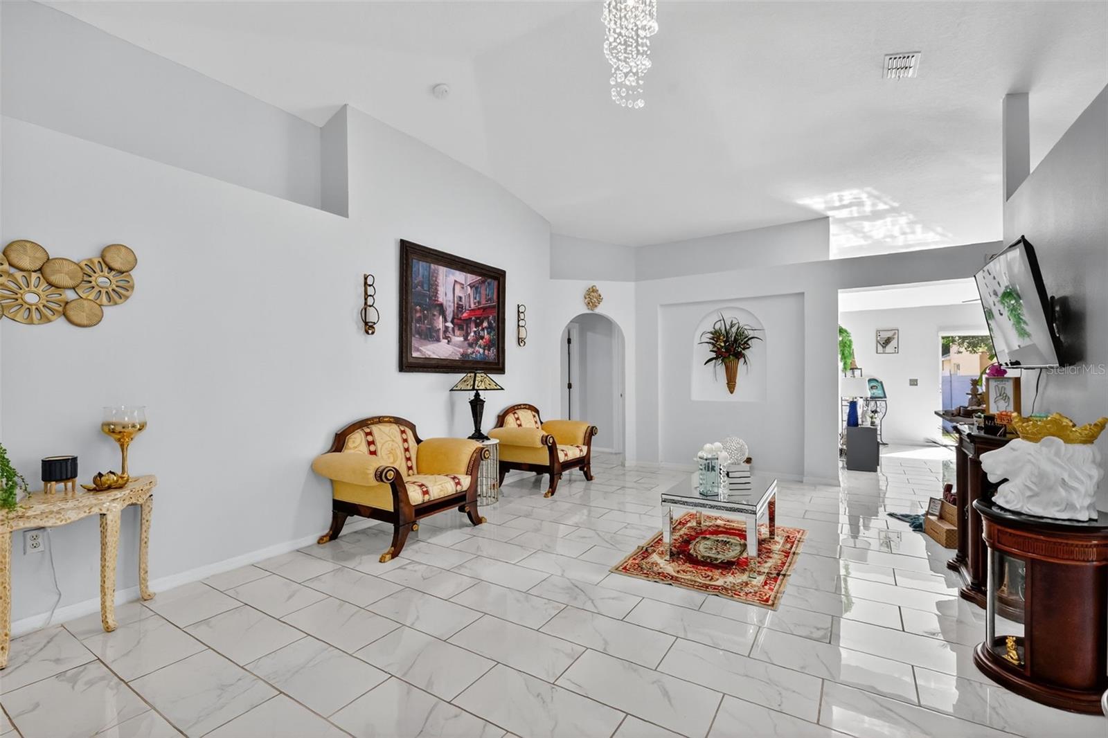 Image 8 of 28 For 2442 Foxhollow Road