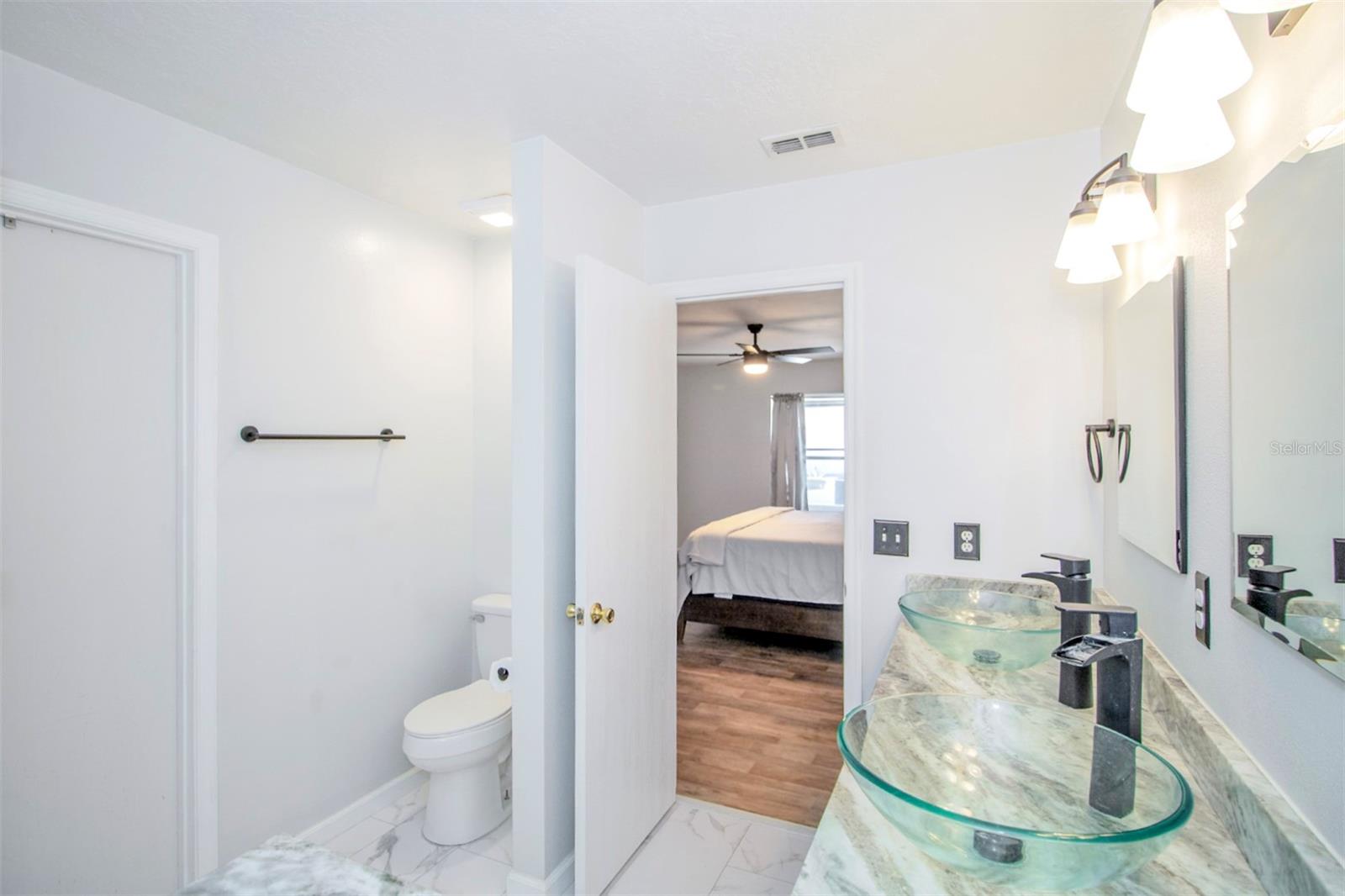 Image 27 of 35 For 157 Lake Catherine Circle