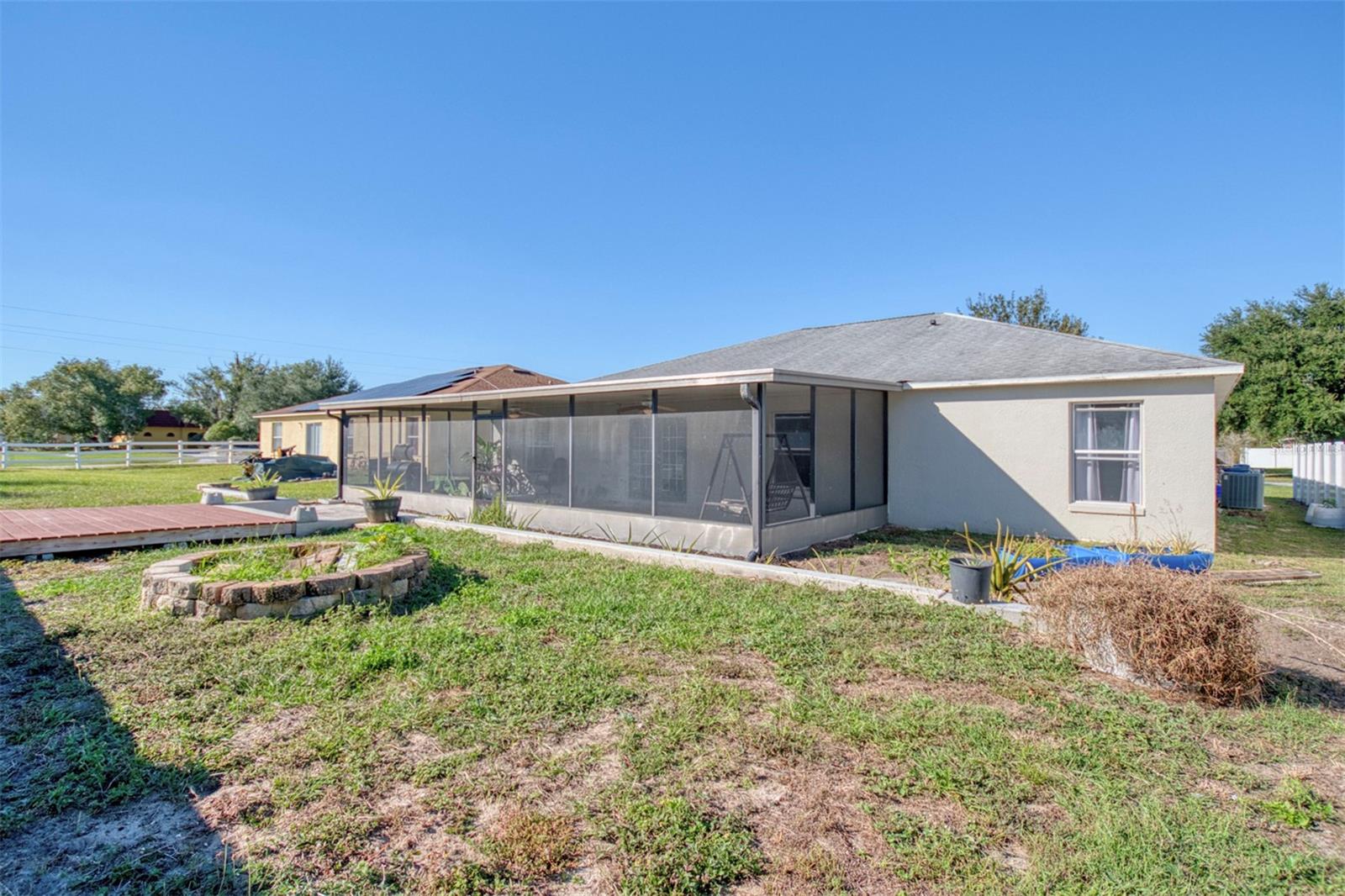 Image 29 of 35 For 157 Lake Catherine Circle