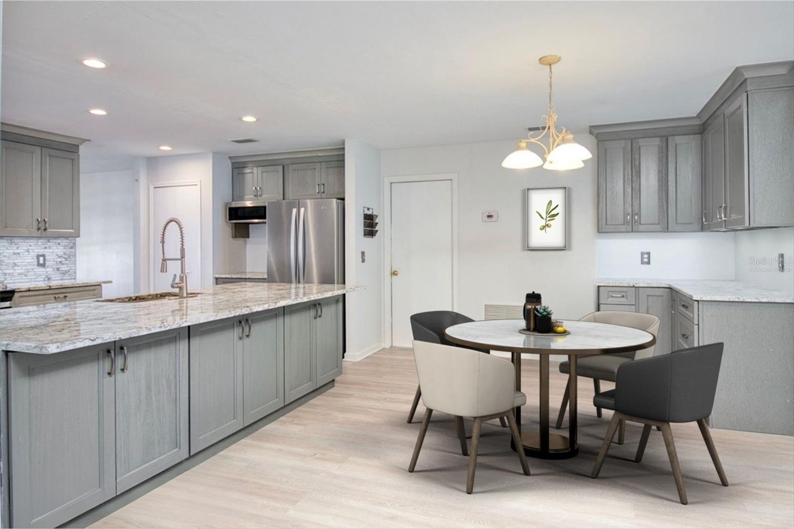 Image 9 of 35 For 157 Lake Catherine Circle