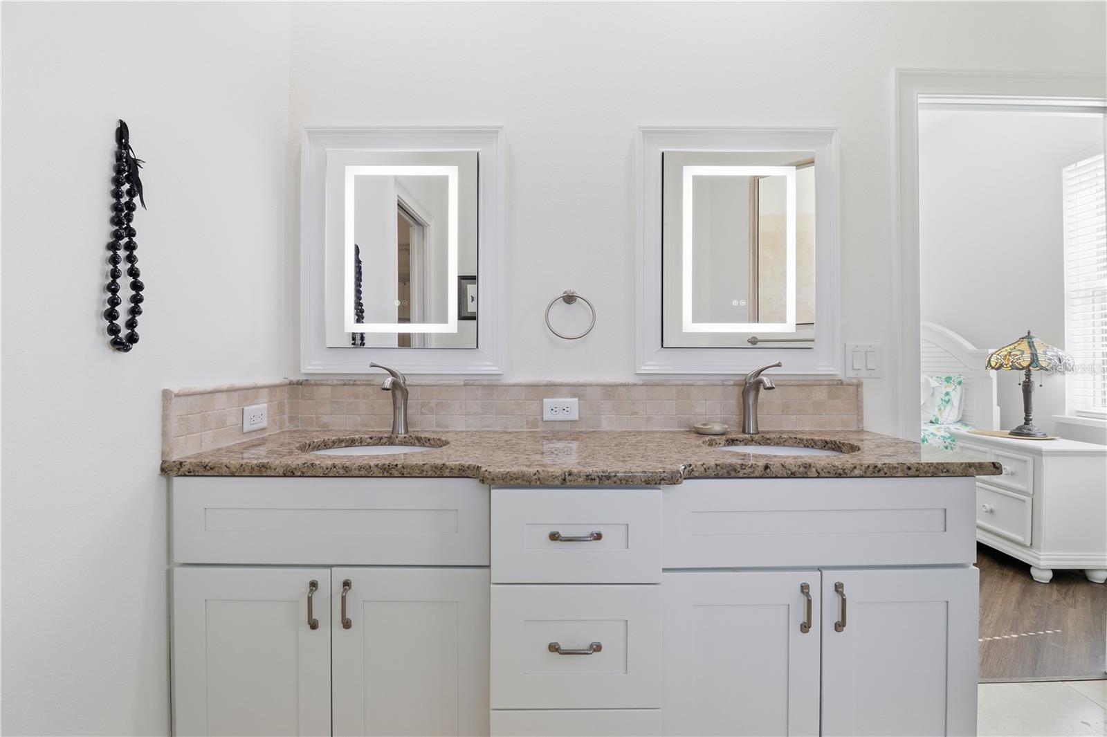 Listing photo id 28 for 5470 Hunter Run Lane