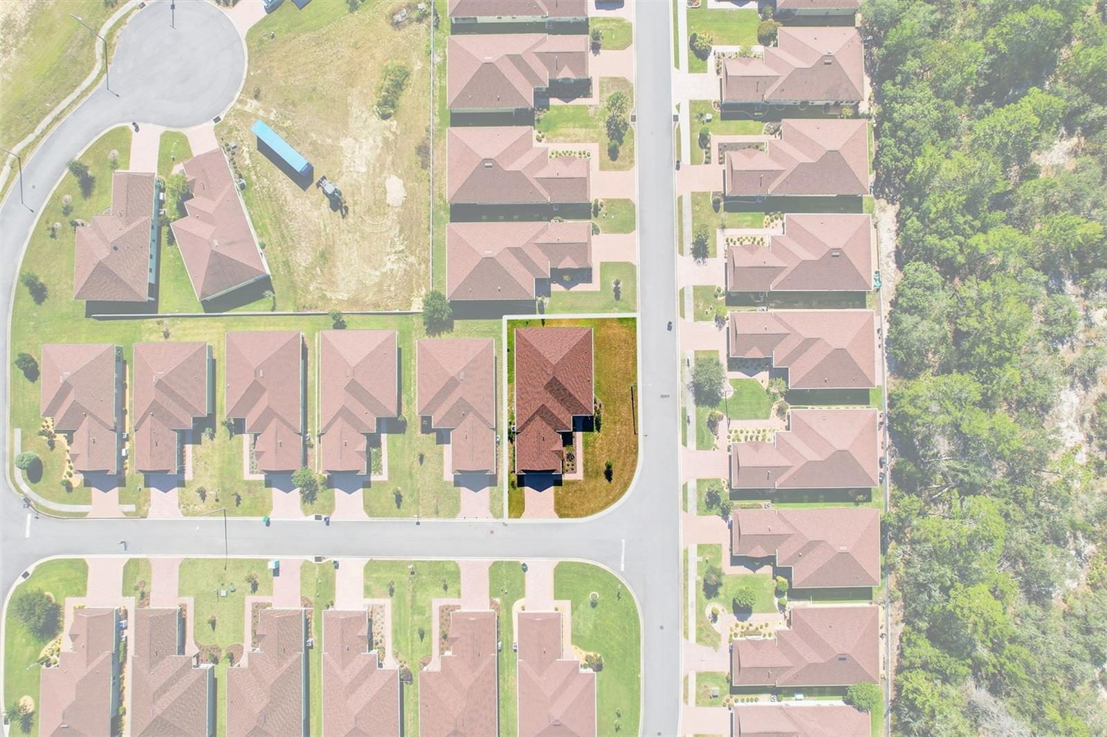 Listing photo id 39 for 5470 Hunter Run Lane