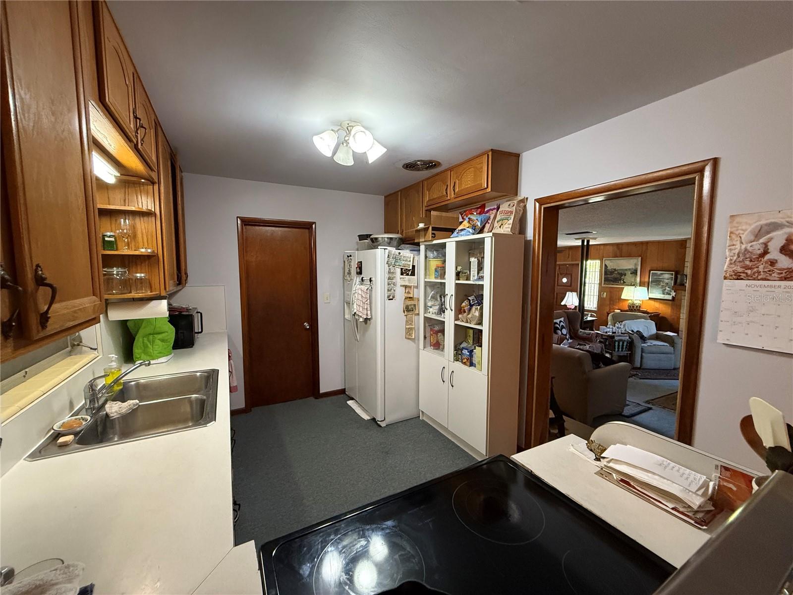 Image 12 of 35 For 2200 Butler Street