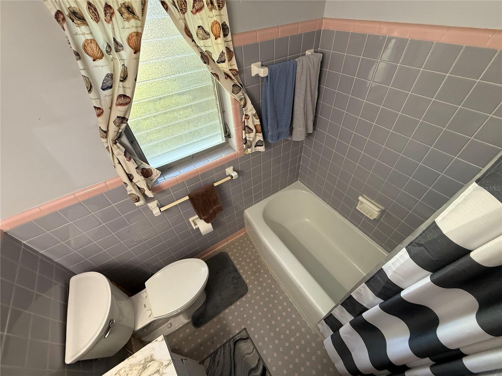 Image 17 of 35 For 2200 Butler Street