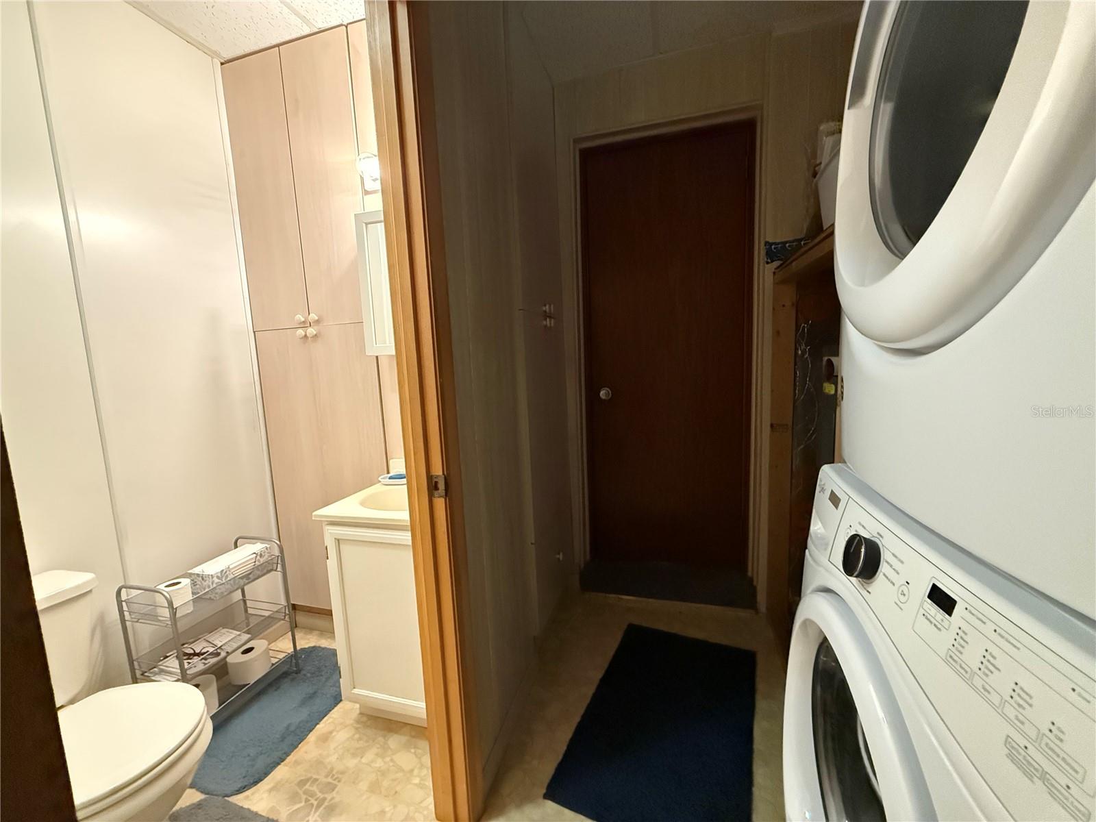 Image 23 of 35 For 2200 Butler Street