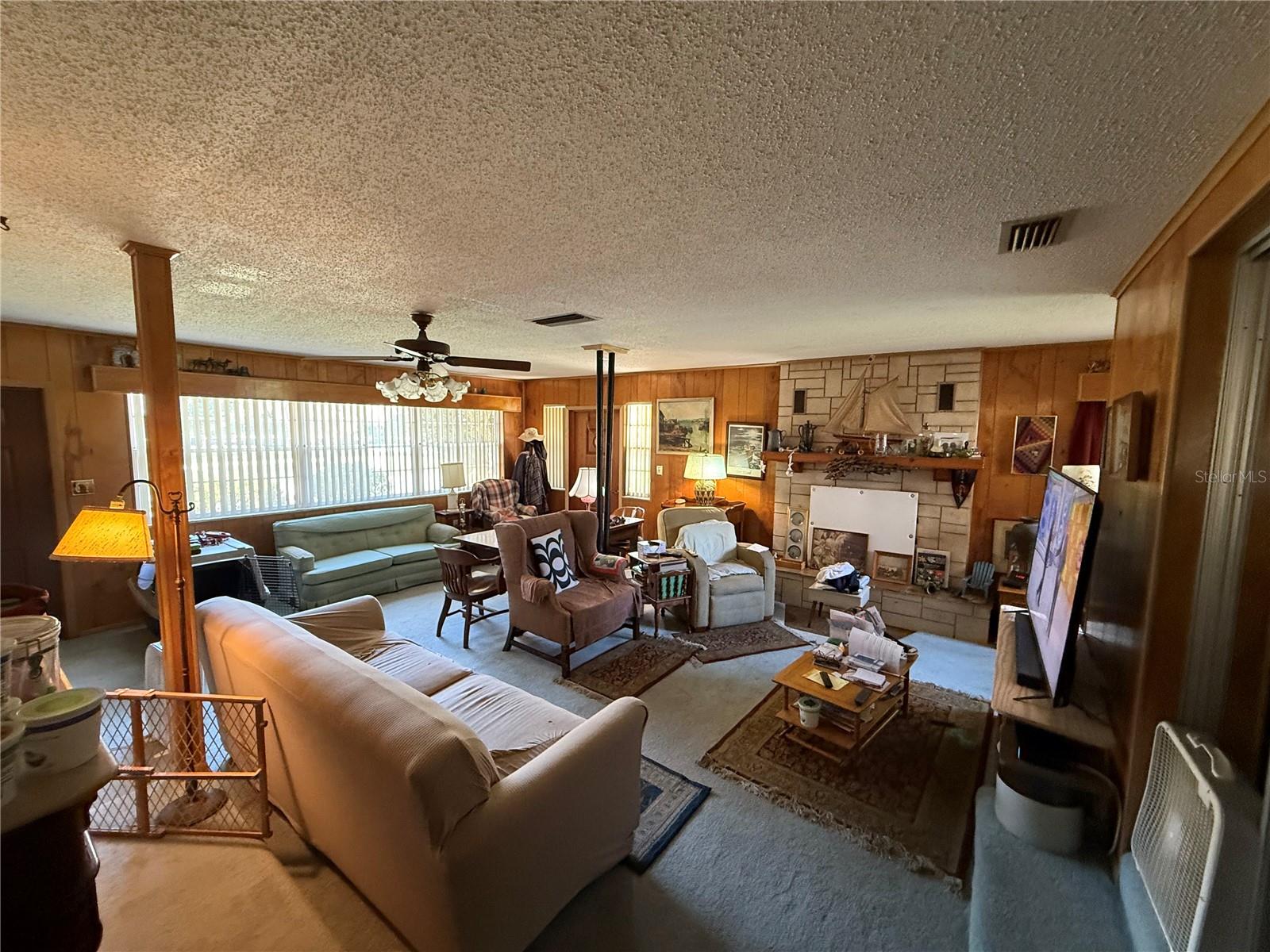 Image 9 of 35 For 2200 Butler Street