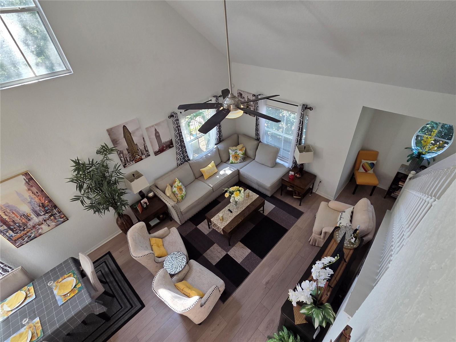 Image 14 of 35 For 6063 Westgate Drive 123