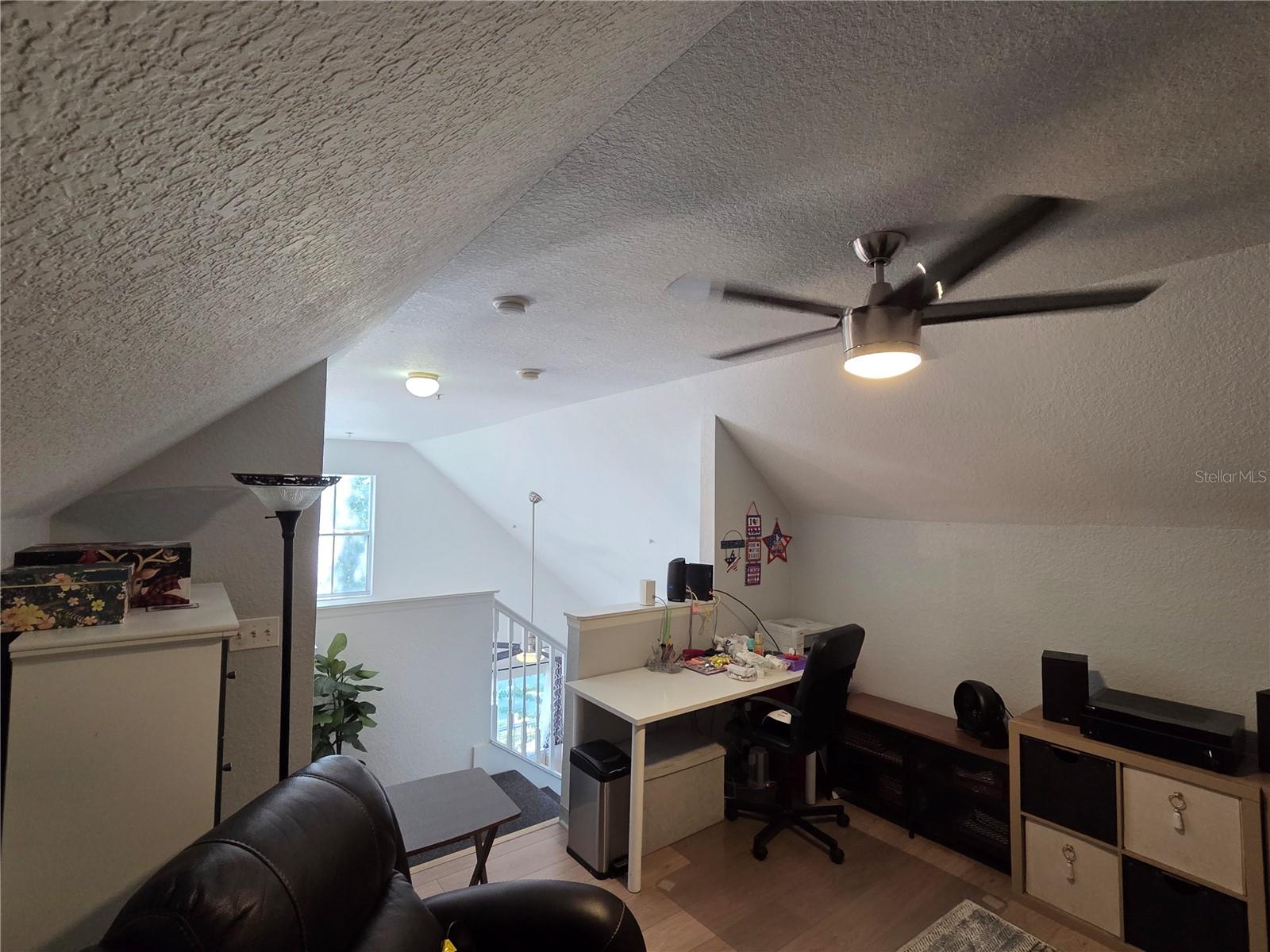 Image 15 of 35 For 6063 Westgate Drive 123