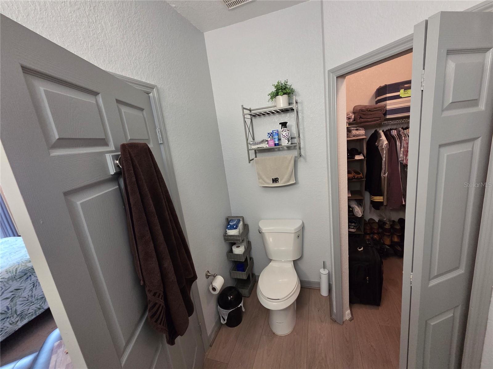 Image 34 of 35 For 6063 Westgate Drive 123