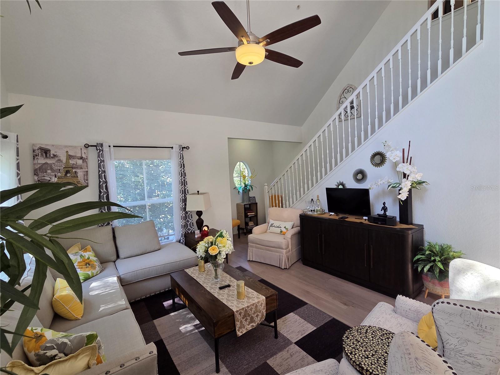 Image 5 of 35 For 6063 Westgate Drive 123