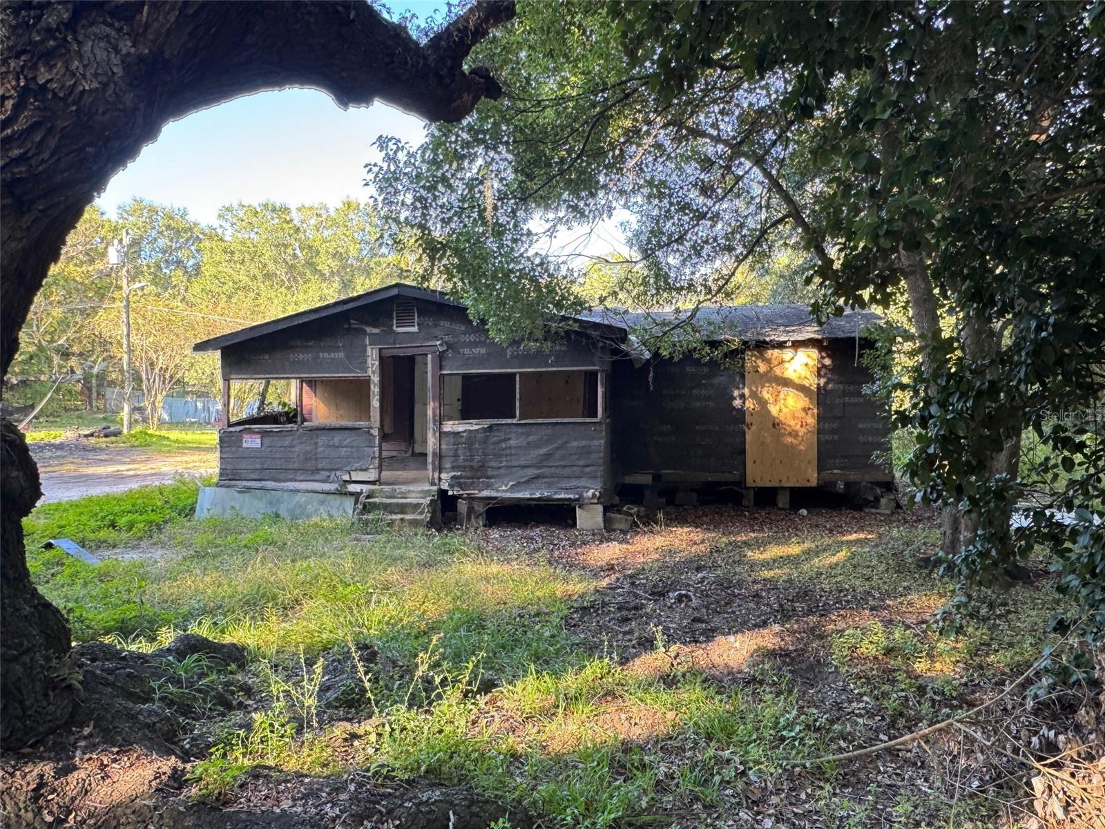 Details for 17446 134th Avenue Road, WEIRSDALE, FL 32195