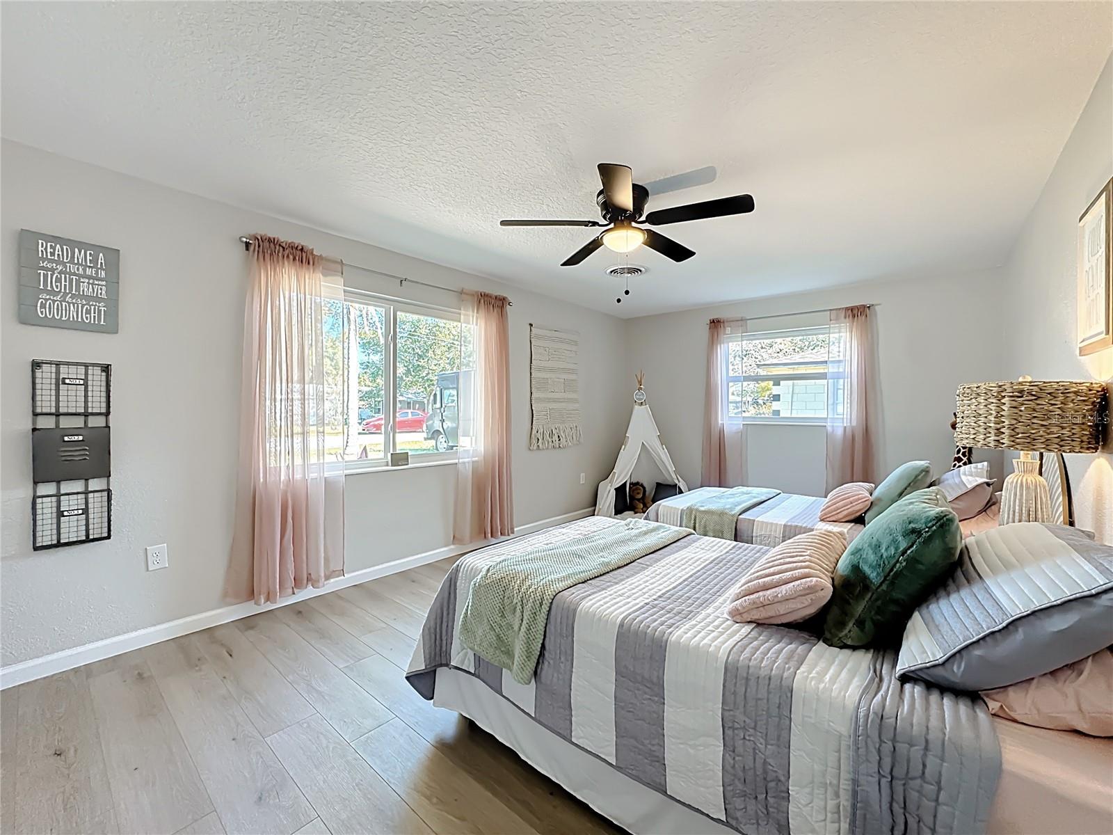 Image 17 of 34 For 430 Seminole Avenue