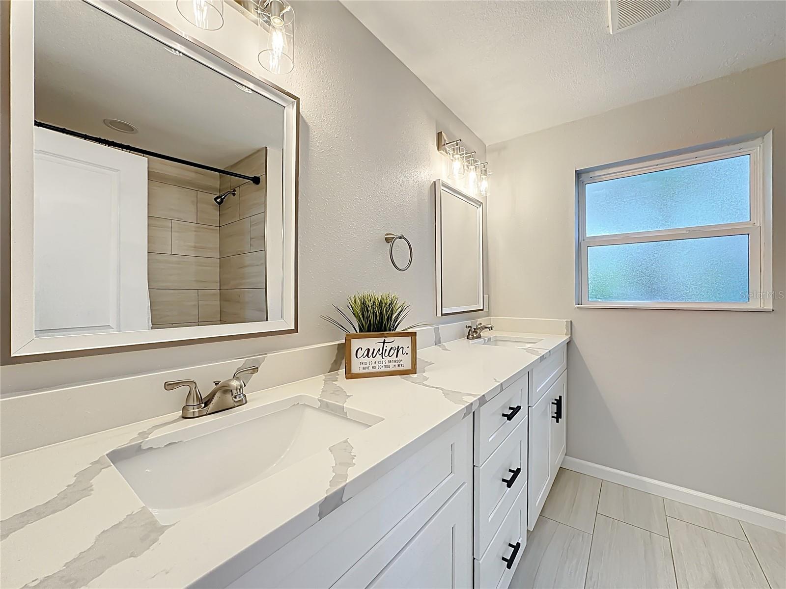 Image 19 of 34 For 430 Seminole Avenue