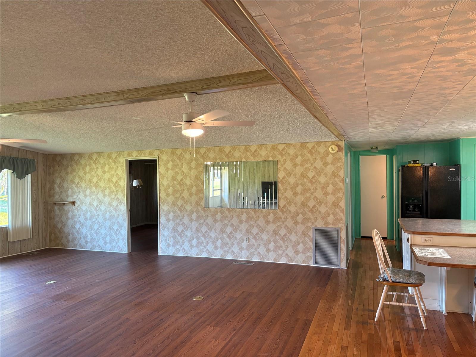 Image 14 of 29 For 39 Big Oak Lane