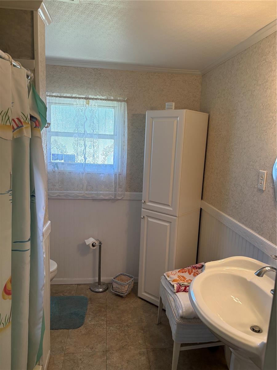 Image 18 of 29 For 39 Big Oak Lane