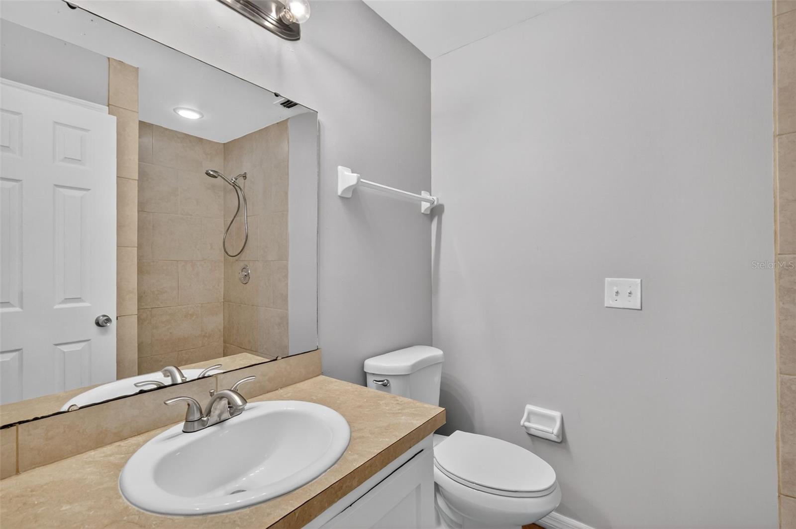 Image 23 of 37 For 300 Cricket Hollow Lane