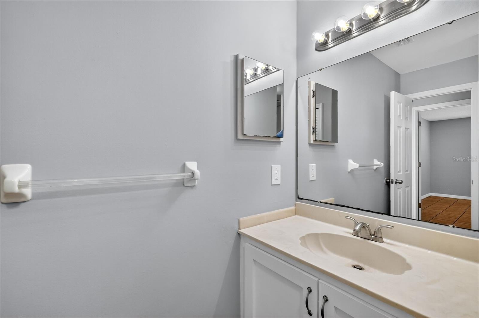 Image 27 of 37 For 300 Cricket Hollow Lane