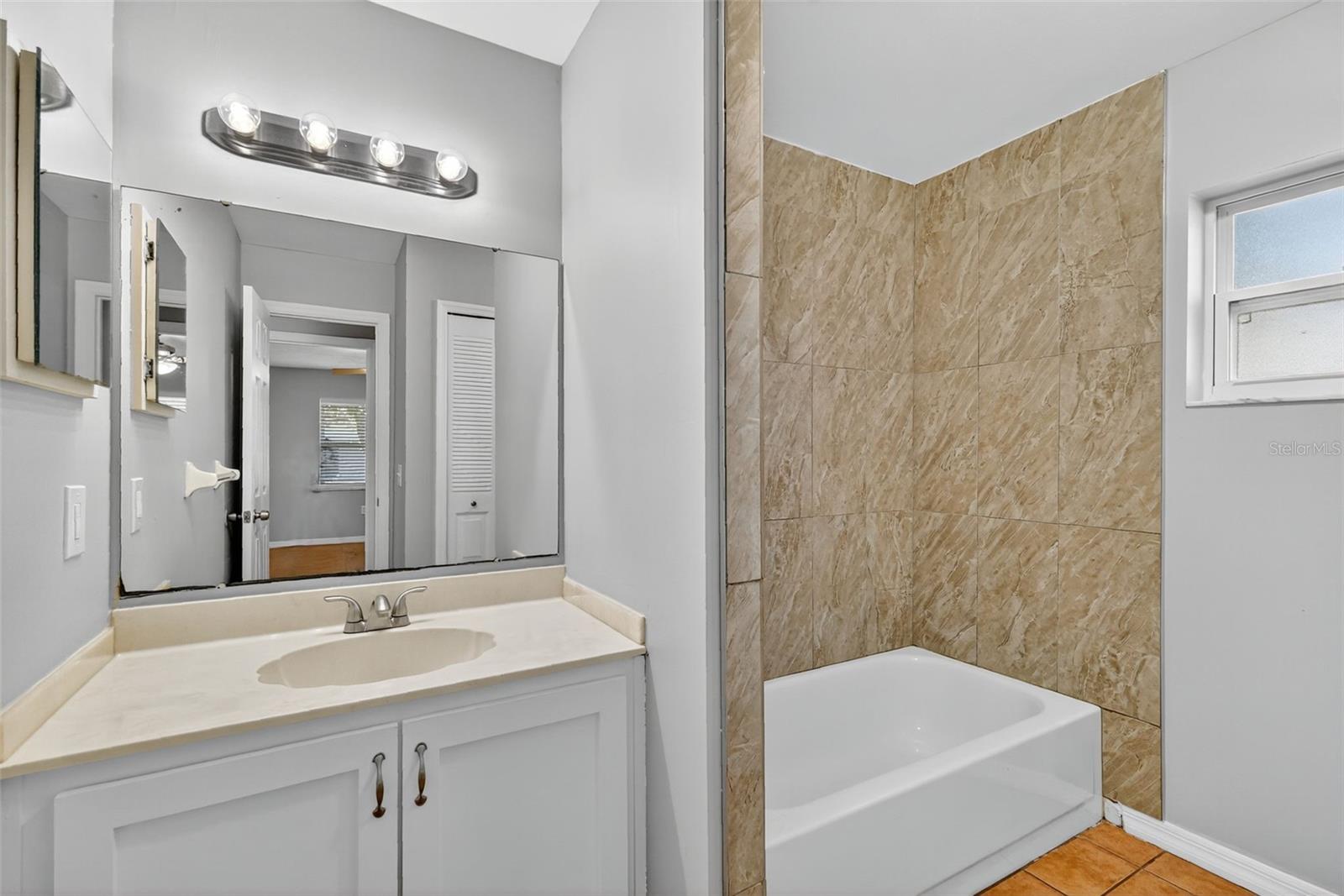 Image 28 of 37 For 300 Cricket Hollow Lane