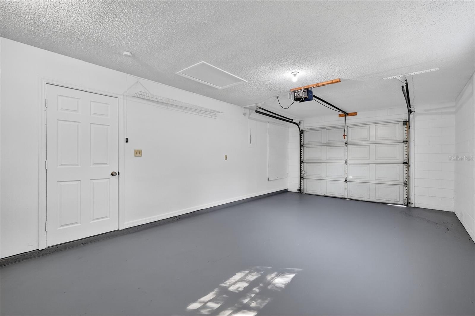 Image 31 of 37 For 300 Cricket Hollow Lane