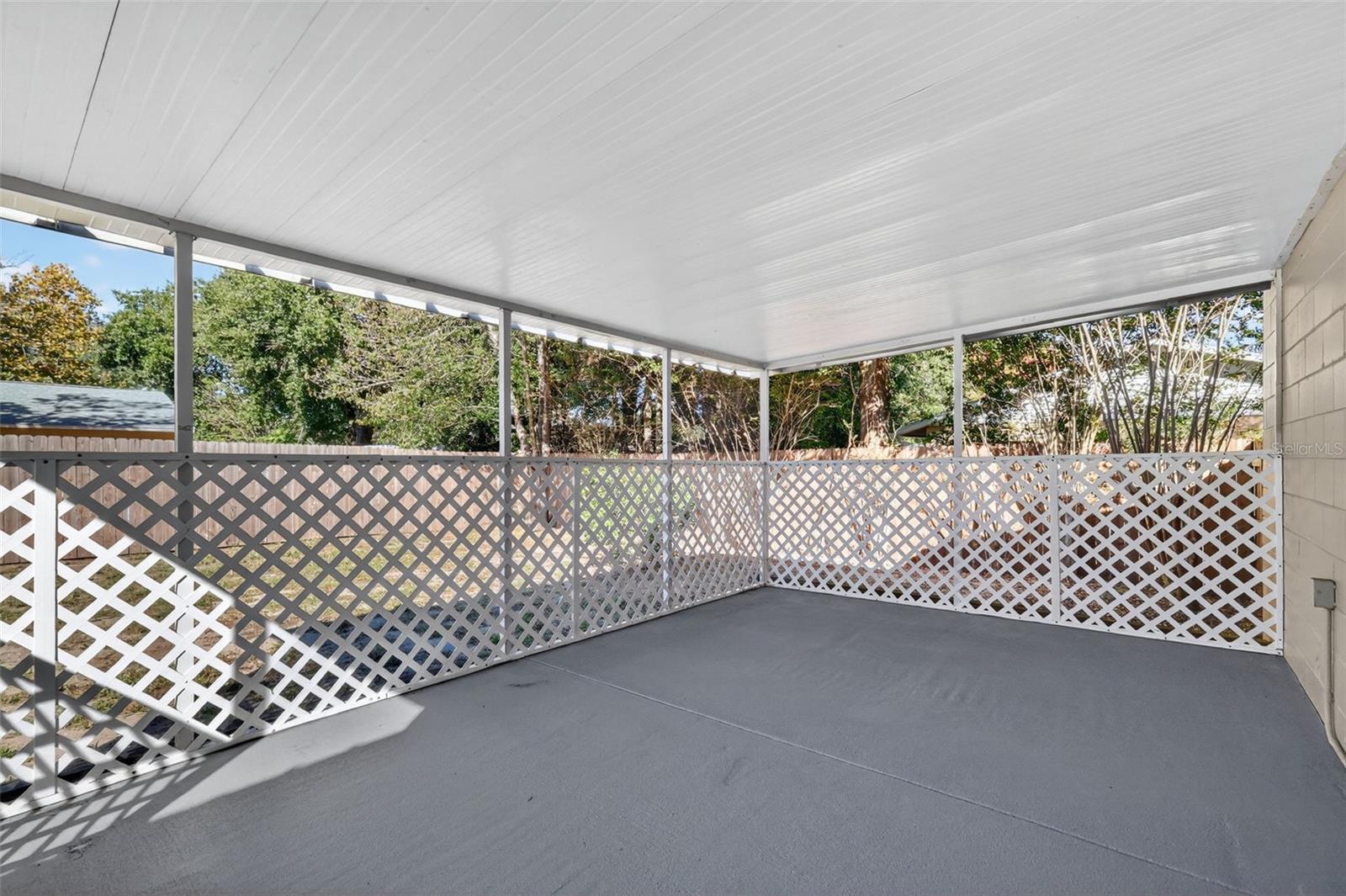 Image 35 of 37 For 300 Cricket Hollow Lane