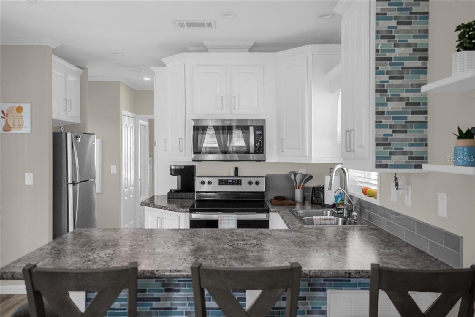 Image 11 of 21 For 4965 Shore Line Drive