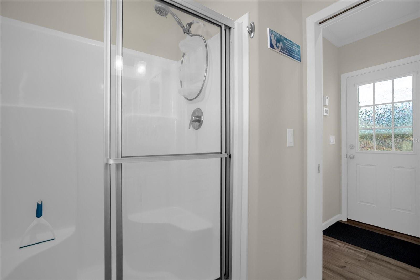 Image 15 of 21 For 4965 Shore Line Drive