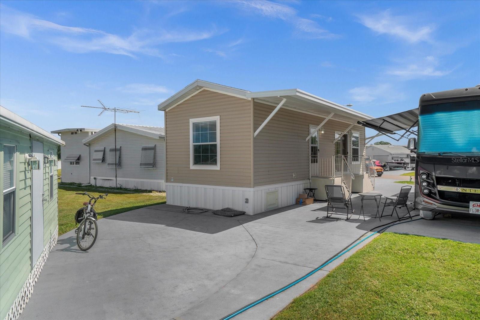 Image 17 of 21 For 4965 Shore Line Drive