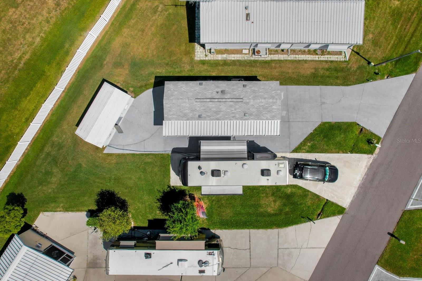 Image 19 of 21 For 4965 Shore Line Drive