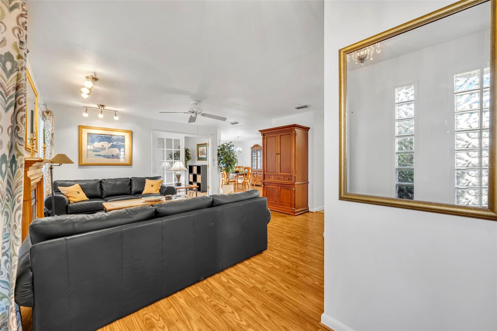 Image 10 of 33 For 1514 New Abbey Avenue