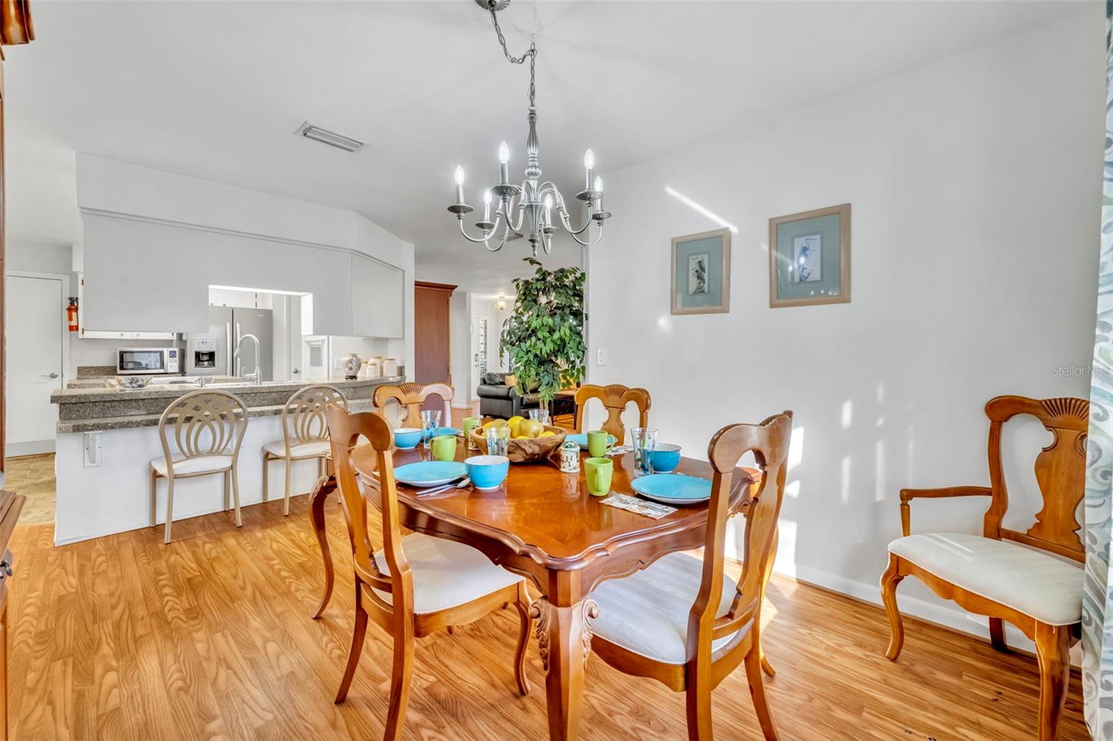 Image 12 of 33 For 1514 New Abbey Avenue