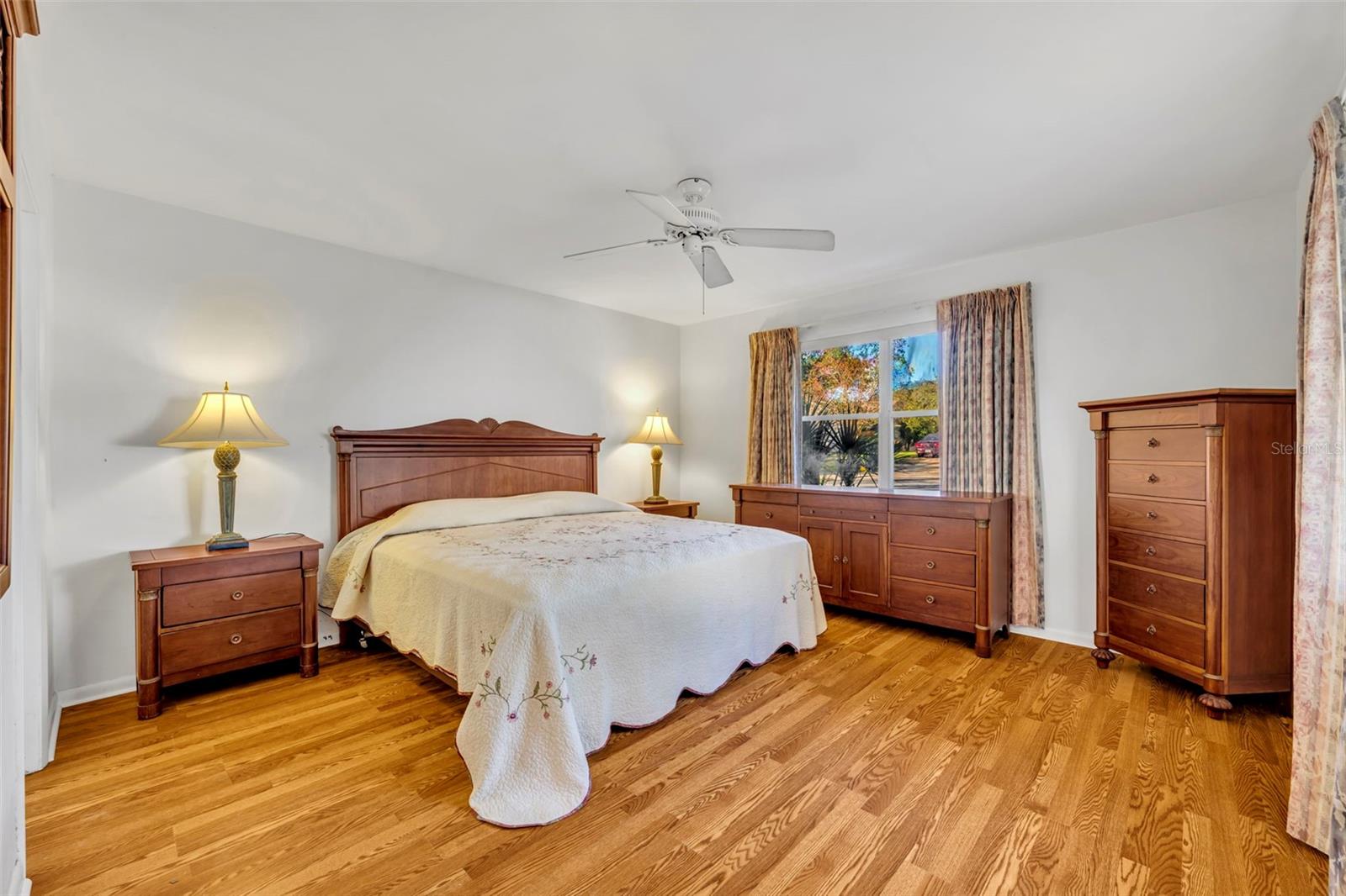 Image 22 of 33 For 1514 New Abbey Avenue