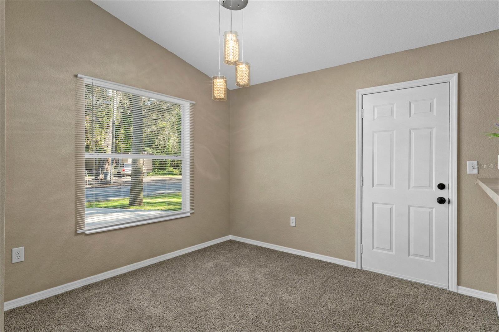 Image 14 of 39 For 2588 Cr 426e